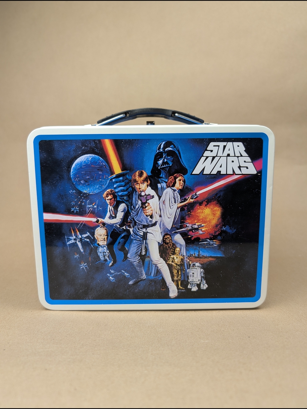 Star Wars Tin Lunch Box With Sandwich Cutters, Williams Sonoma Limited Ed NEW - Picture 7 of 11